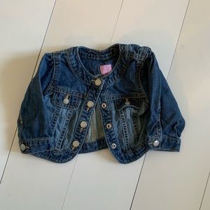 Toddler girl jean jacket. 12-18 months CP.